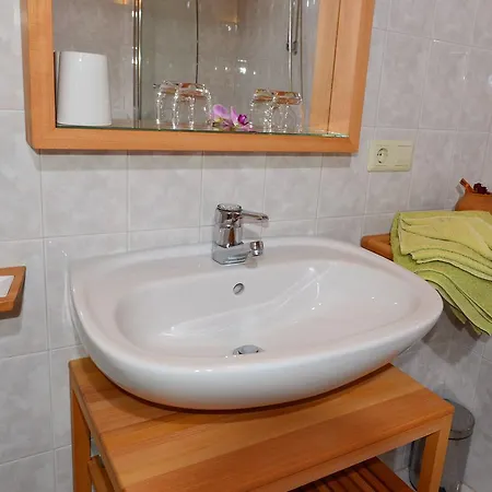 Ferienwohnung Delvai